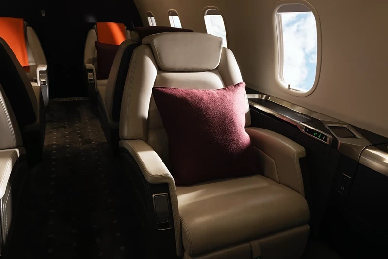 challenger 605 interior