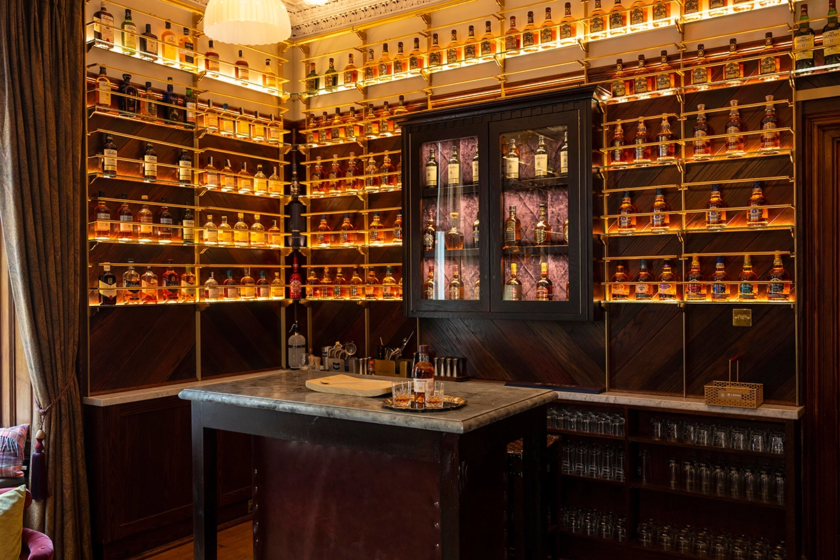 A grand whisky Bar