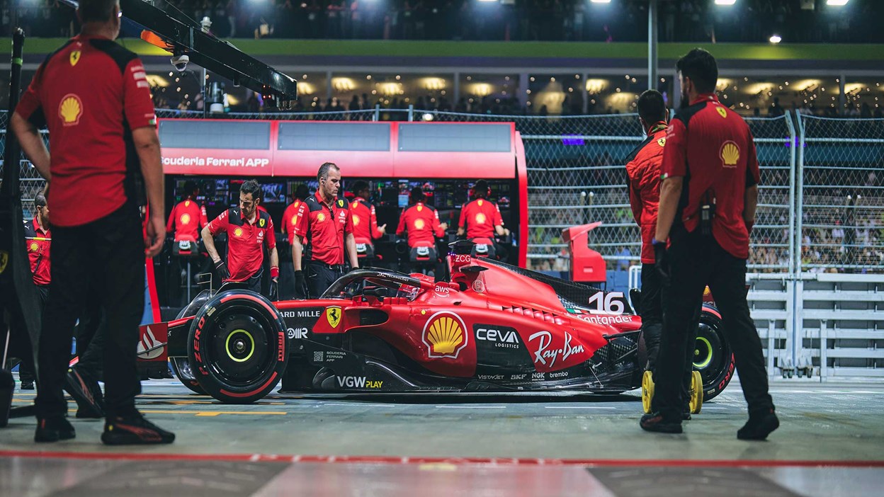 Inside Track Singapore F1 GP
