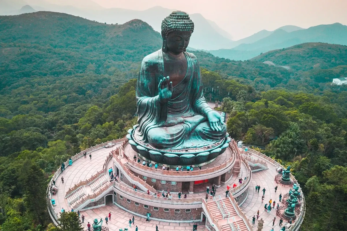 Tian Tan Buddha